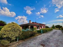 Villa in Residenziale