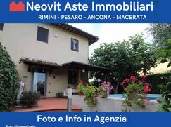 Casa Bi/Trifamiliare in Residenziale