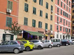 Negozio/Locale commerciale in Commerciale