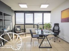 Ufficio in Commerciale