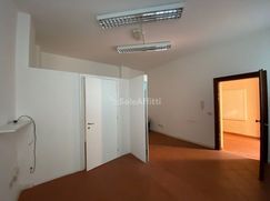 Ufficio in Commerciale