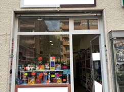 Negozio/Locale commerciale in Commerciale