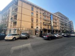 Negozio/Locale commerciale in Commerciale