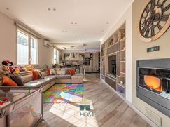 Casa Bi/Trifamiliare in Residenziale