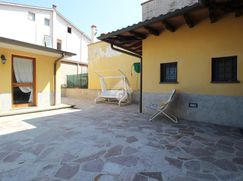 Casa Bi/Trifamiliare in Residenziale