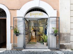 Negozio/Locale commerciale in Commerciale