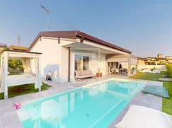 Villa in Residenziale