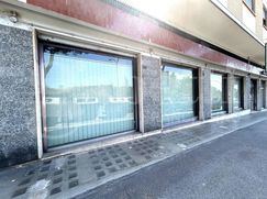 Negozio/Locale commerciale in Commerciale