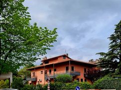 Casa Bi/Trifamiliare in Residenziale