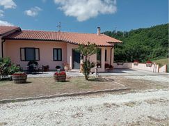 Casa Bi/Trifamiliare in Residenziale