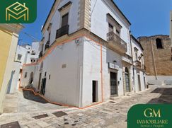 Casa Bi/Trifamiliare in Residenziale