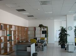 Ufficio in Commerciale