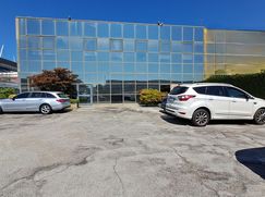 Ufficio in Commerciale