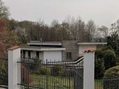 Casa Bi/Trifamiliare in Residenziale