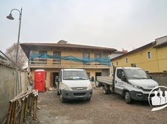 Casa Bi/Trifamiliare in Residenziale
