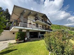 Casa Bi/Trifamiliare in Residenziale