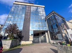 Ufficio in Commerciale