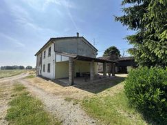 Casa Bi/Trifamiliare in Residenziale