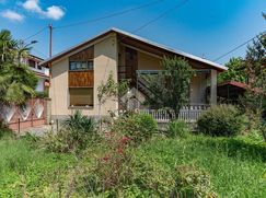 Casa Bi/Trifamiliare in Residenziale