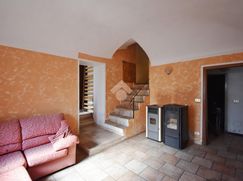 Casa Bi/Trifamiliare in Residenziale