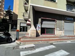 Negozio/Locale commerciale in Commerciale