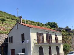 Casa Bi/Trifamiliare in Residenziale