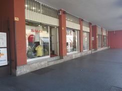 Negozio/Locale commerciale in Commerciale