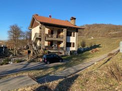 Casa Bi/Trifamiliare in Residenziale