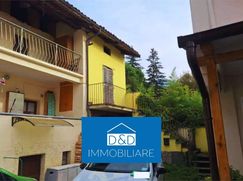 Casa Bi/Trifamiliare in Residenziale