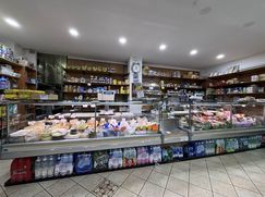 Negozio/Locale commerciale in Commerciale