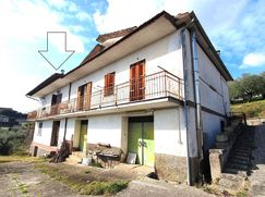 Casa Bi/Trifamiliare in Residenziale