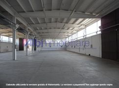 Capannone in Commerciale