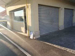 Negozio/Locale commerciale in Commerciale