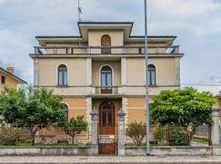 Villa in Residenziale