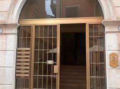 Ufficio in Commerciale