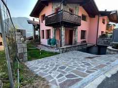 Casa Bi/Trifamiliare in Residenziale
