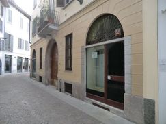 Negozio/Locale commerciale in Commerciale