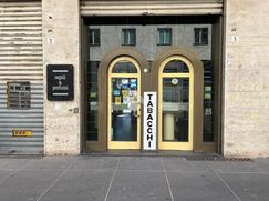 Negozio/Locale commerciale in Commerciale