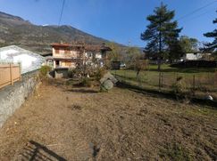Casa Bi/Trifamiliare in Residenziale