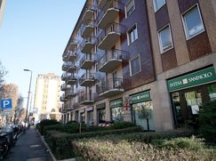 Negozio/Locale commerciale in Commerciale