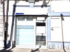 Negozio/Locale commerciale in Commerciale