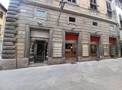 Negozio/Locale commerciale in Commerciale