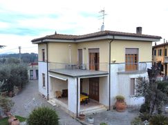 Villa in Residenziale