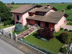 Villa in Residenziale