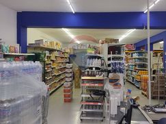 Negozio/Locale commerciale in Commerciale