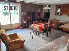 Casa Bi/Trifamiliare in Residenziale
