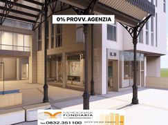 Negozio/Locale commerciale in Commerciale