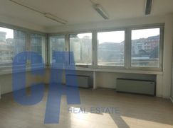 Ufficio in Commerciale