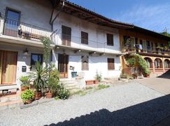 Casa Bi/Trifamiliare in Residenziale