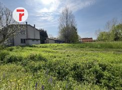 Casa Bi/Trifamiliare in Residenziale